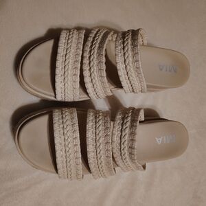 MIA Women's Tan Braided Sandals